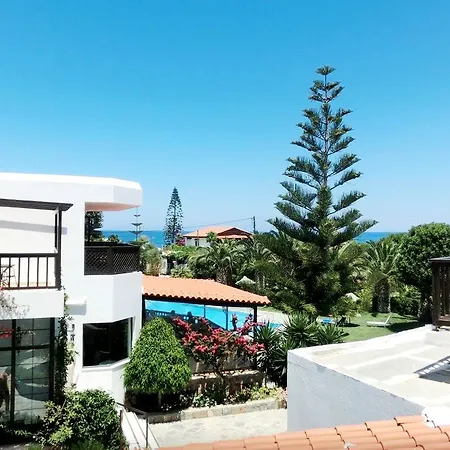 Maris Resort