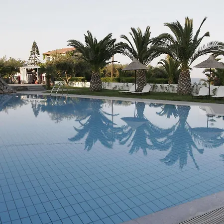 Resort Maris 4*