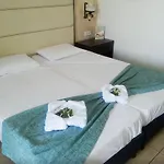 Maris Resort 4*