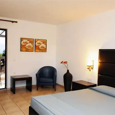 Maris 4*